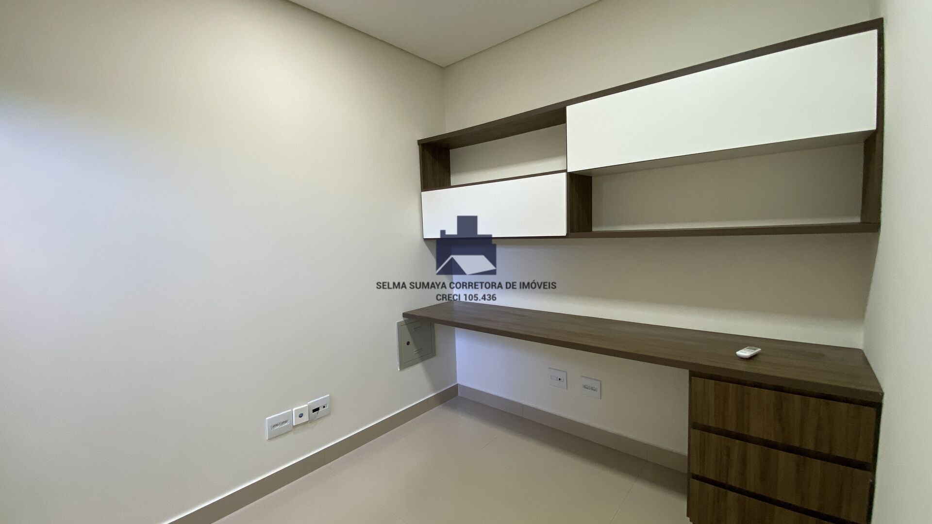 Casa de Condomínio com 4 quartos à venda, 285m² — foto 18 de 33