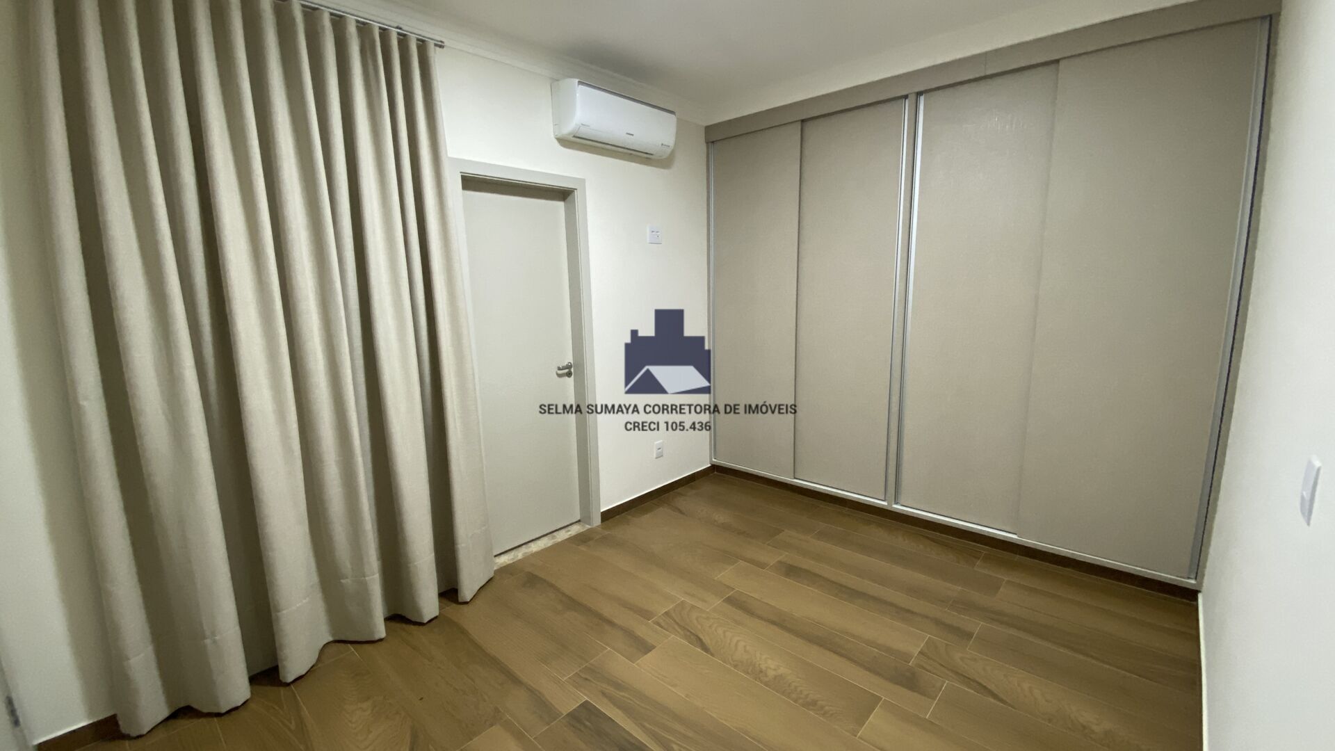 Casa de Condomínio com 4 quartos à venda, 285m² — foto 33 de 33