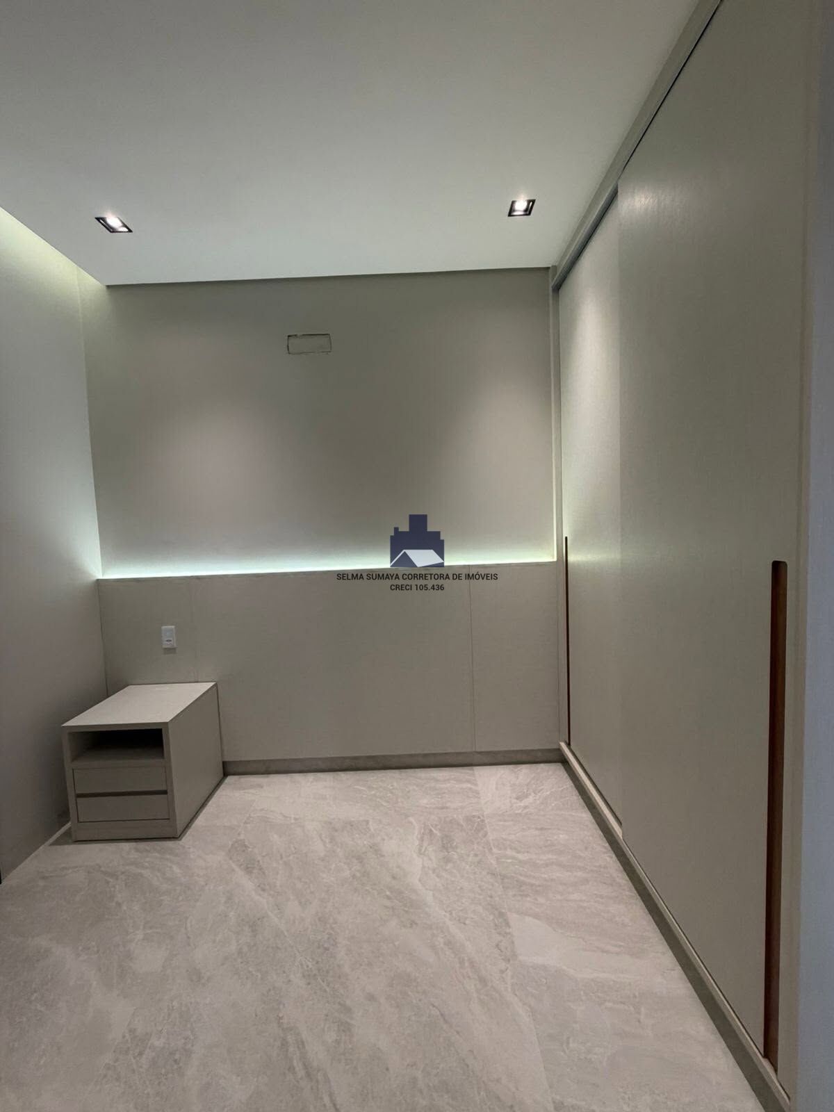 Casa de Condomínio com 3 quartos à venda, 190m² — foto 15 de 18