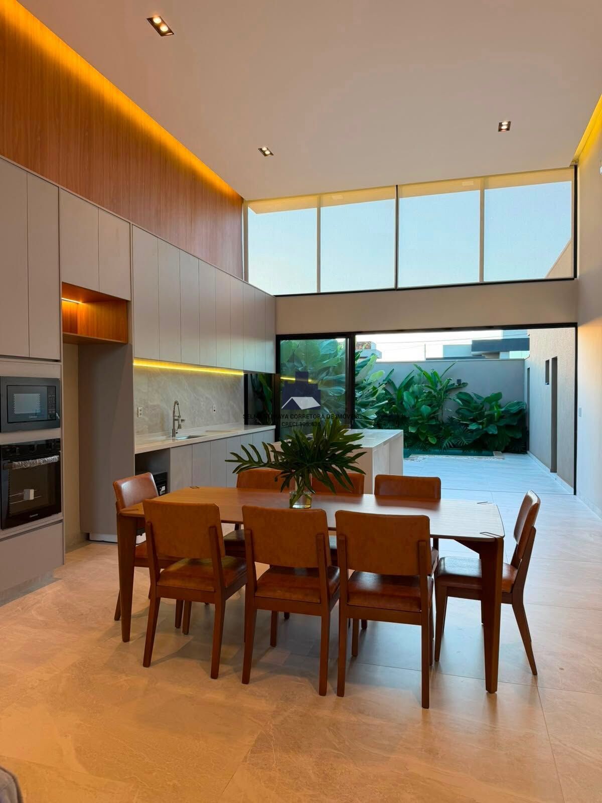 Casa de Condomínio com 3 quartos à venda, 190m² — foto 5 de 18