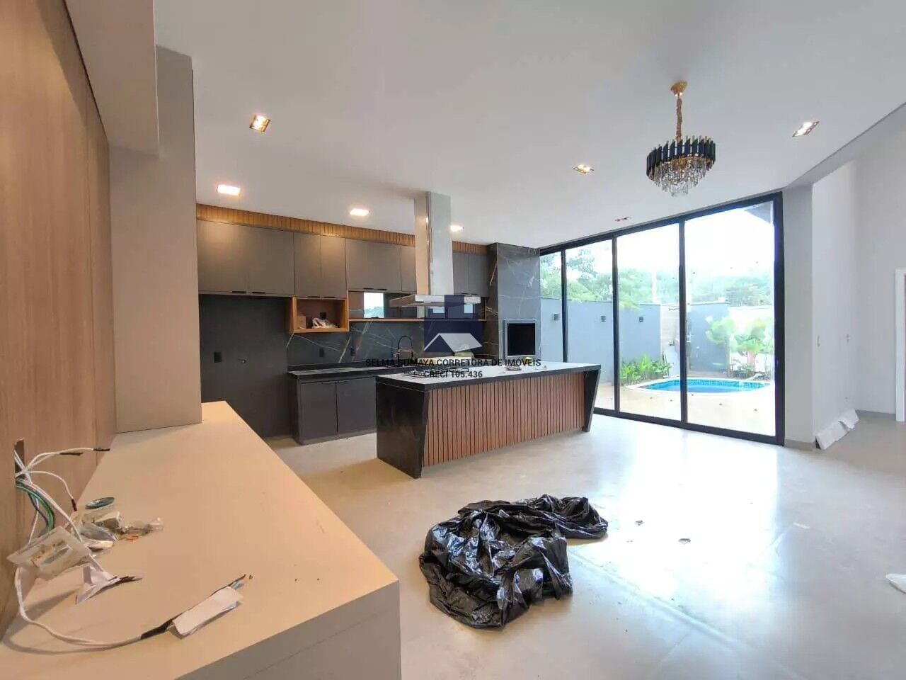 Casa de Condomínio com 3 quartos à venda, 160m² — foto 12 de 18