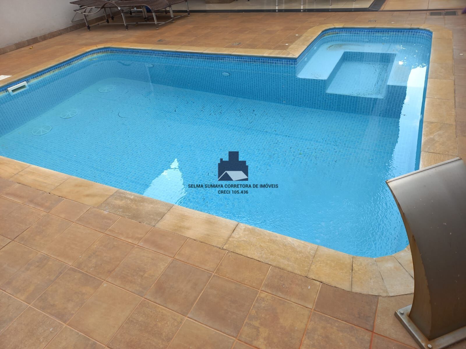 Casa de Condomínio com 4 quartos à venda, 320m² — foto 4 de 25