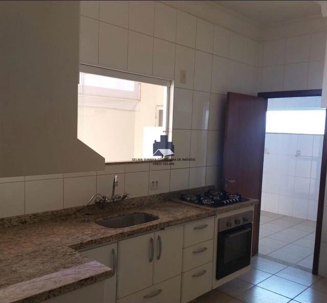 Casa de Condomínio com 3 quartos à venda, 256m² — foto 14 de 44