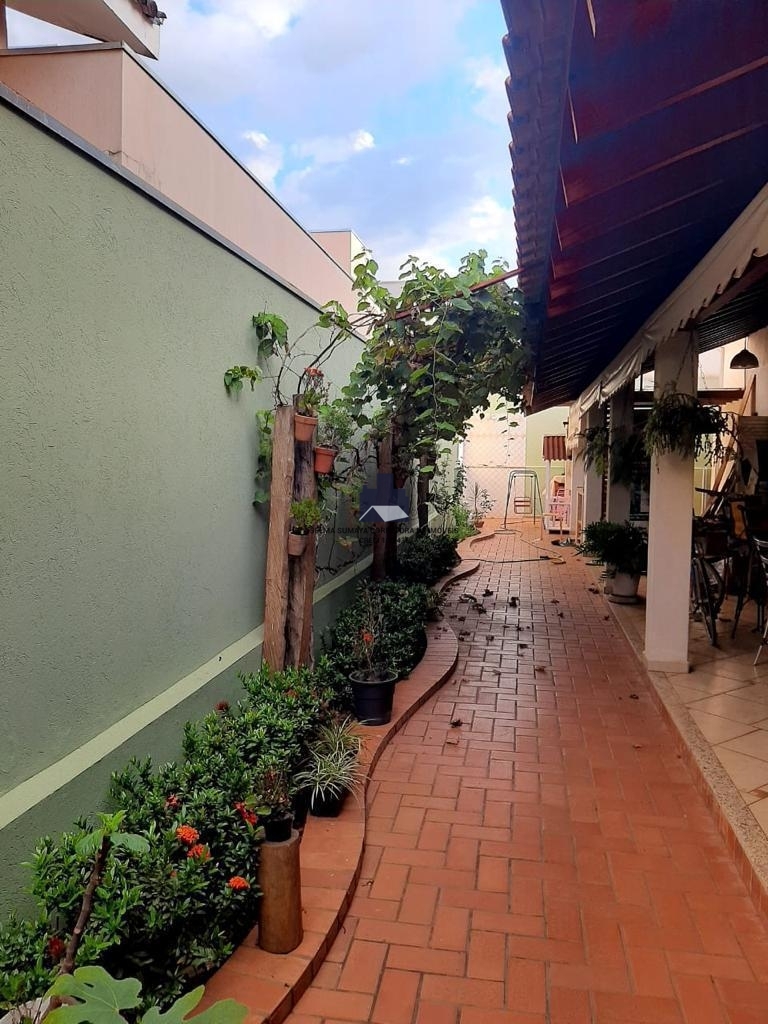 Casa de Condomínio com 3 quartos à venda, 256m² — foto 9 de 44