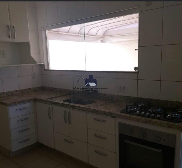 Casa de Condomínio com 3 quartos à venda, 256m² — foto 17 de 44