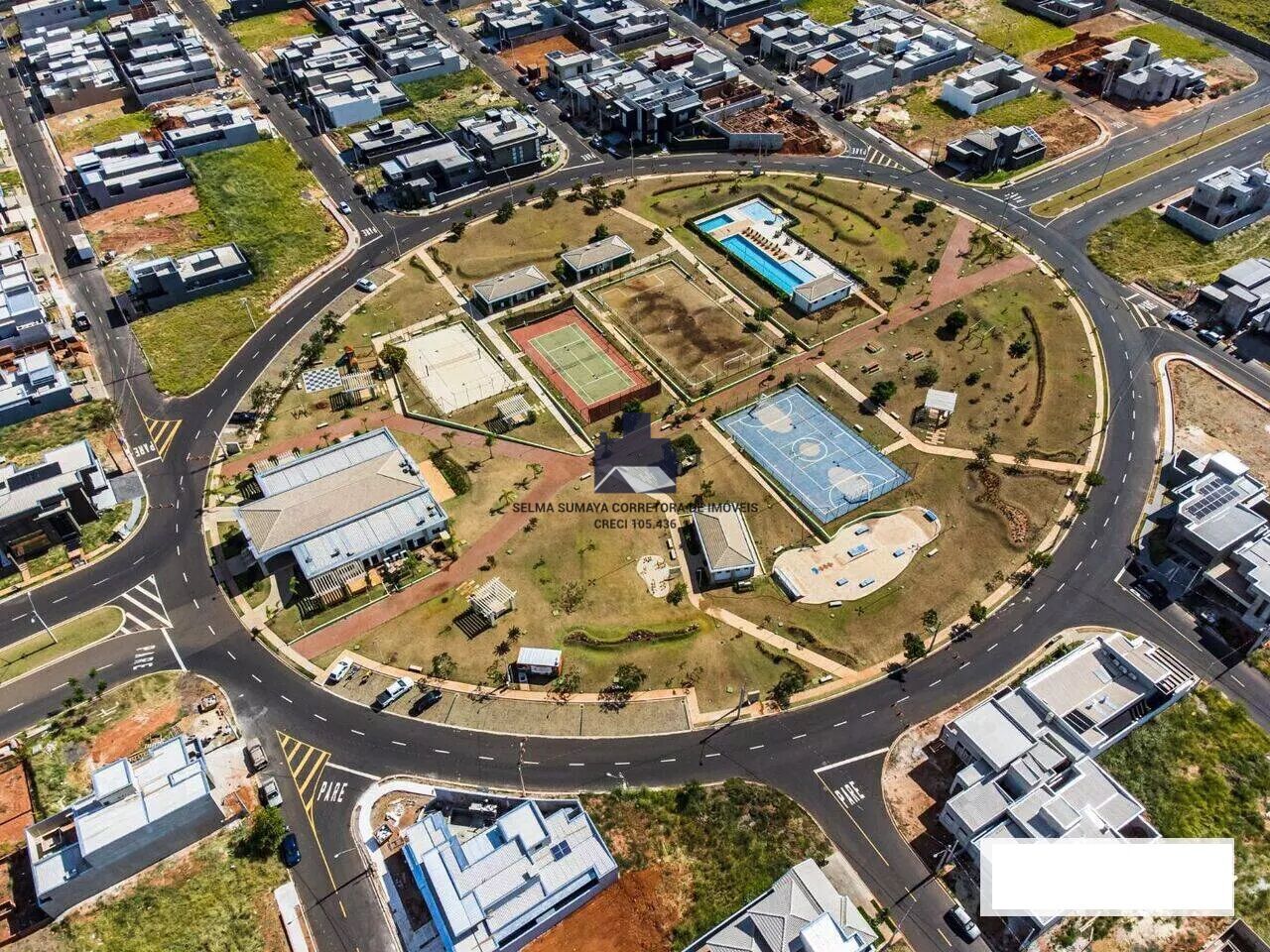 Terreno / Lote / Condomínio à venda, 253m² — foto 4 de 16