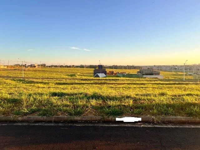Terreno / Lote / Condomínio à venda, 300m² — foto 7 de 9