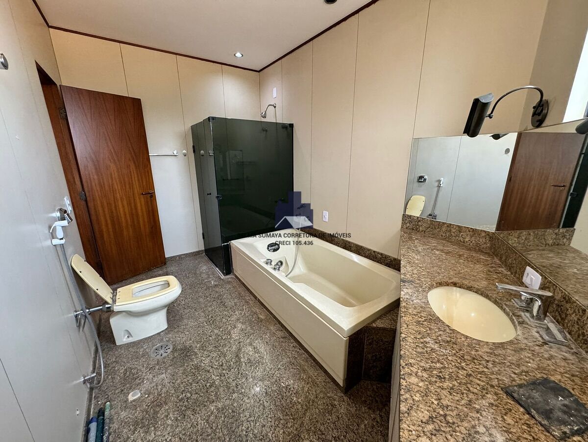 Casa de Condomínio com 4 quartos à venda, 573m² — foto 5 de 17