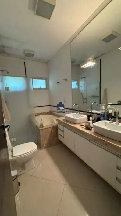 Casa de Condomínio com 3 quartos à venda, 263m² — foto 13 de 18