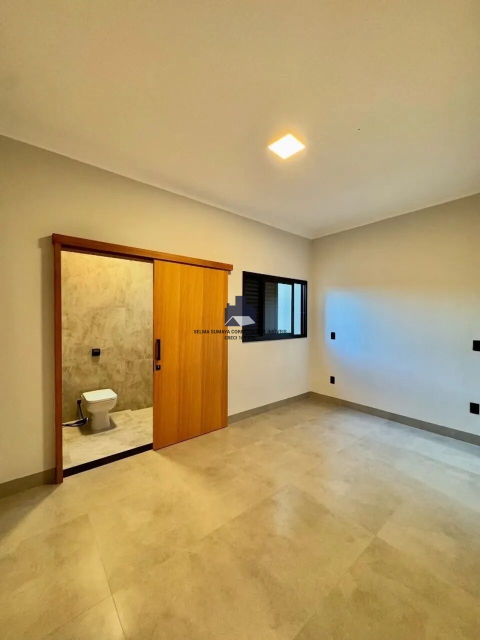 Casa com 3 quartos à venda, 107m² — foto 5 de 17