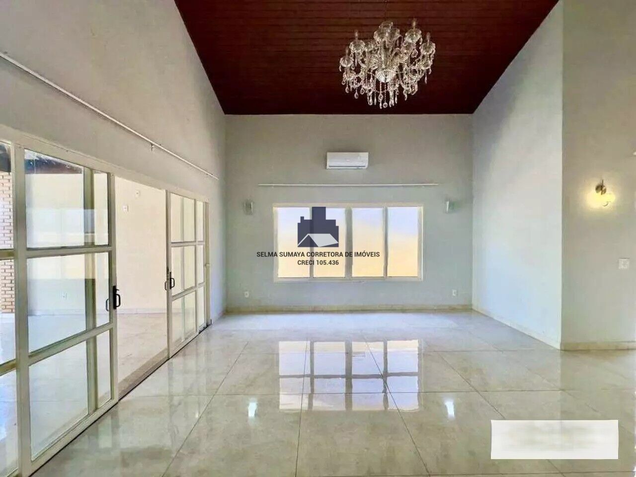 Casa de Condomínio com 3 quartos à venda, 220m² — foto 18 de 19