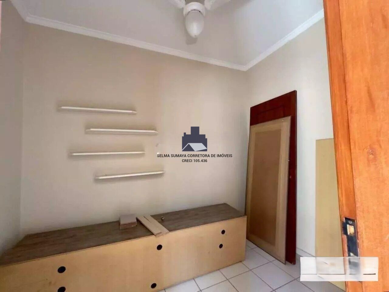 Casa de Condomínio com 3 quartos à venda, 220m² — foto 8 de 19