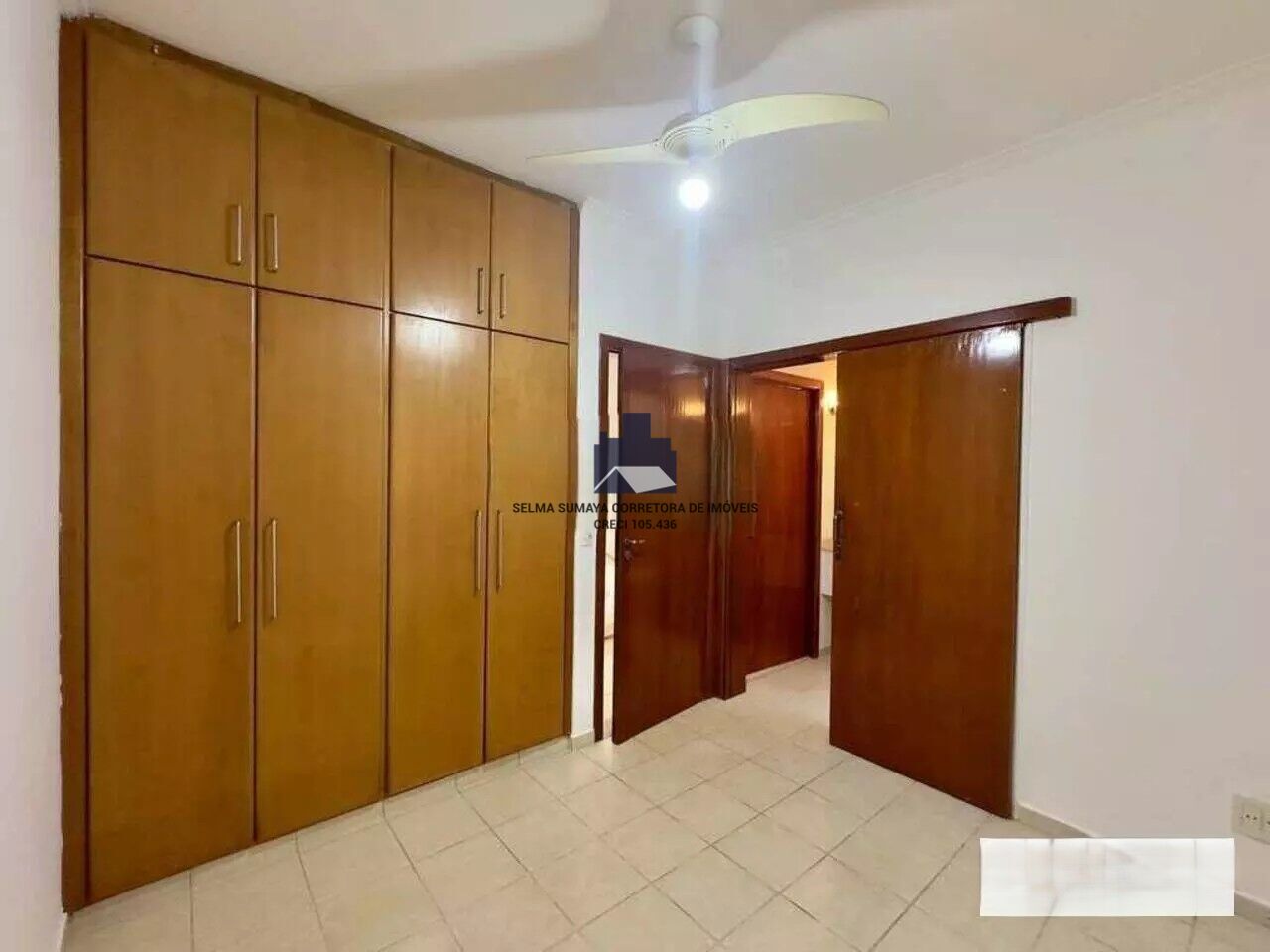 Casa de Condomínio com 3 quartos à venda, 220m² — foto 9 de 19