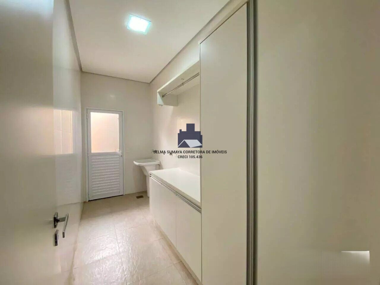 Casa de Condomínio com 4 quartos à venda, 301m² — foto 16 de 21
