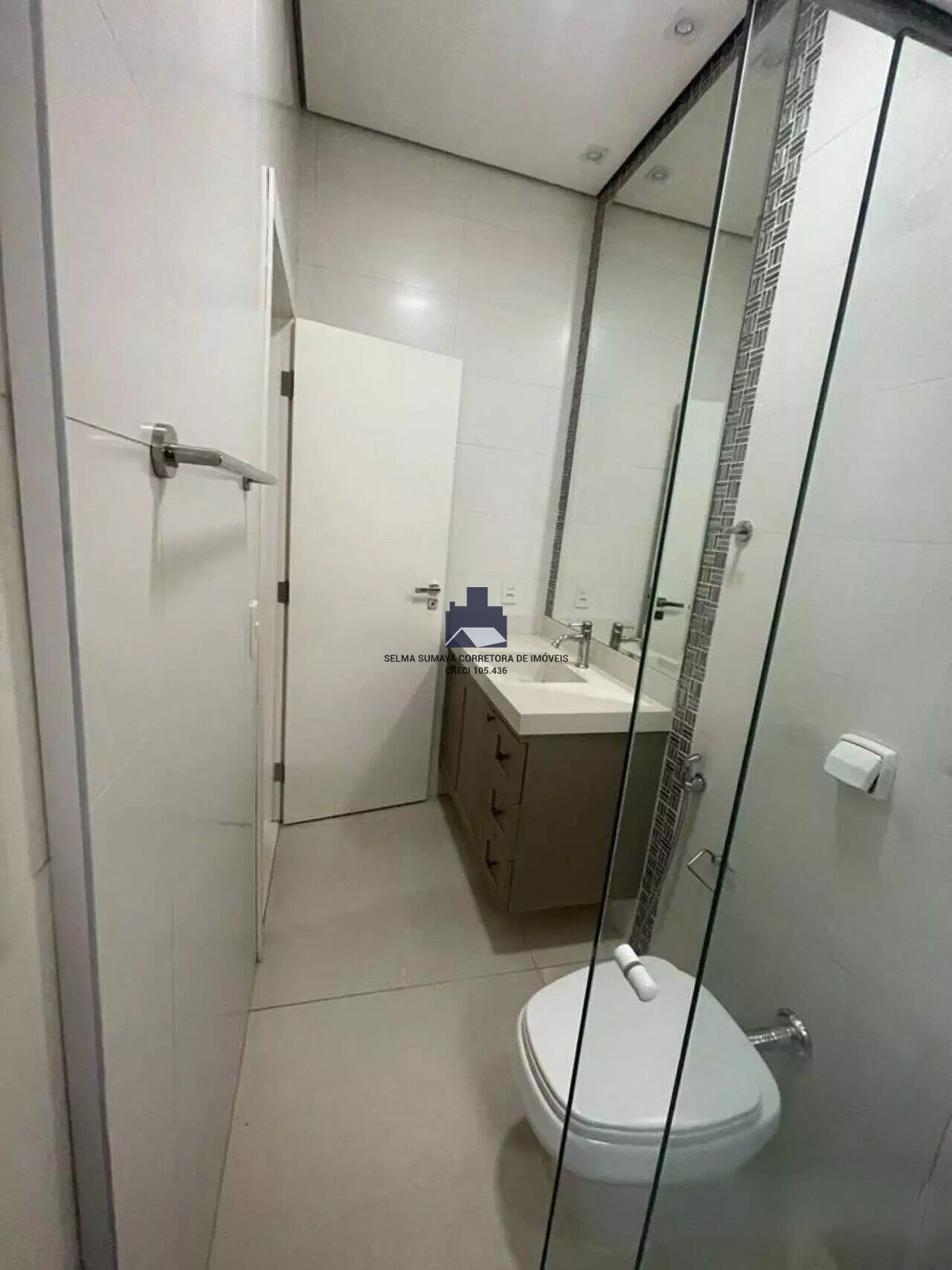 Casa de Condomínio com 4 quartos à venda, 301m² — foto 15 de 21