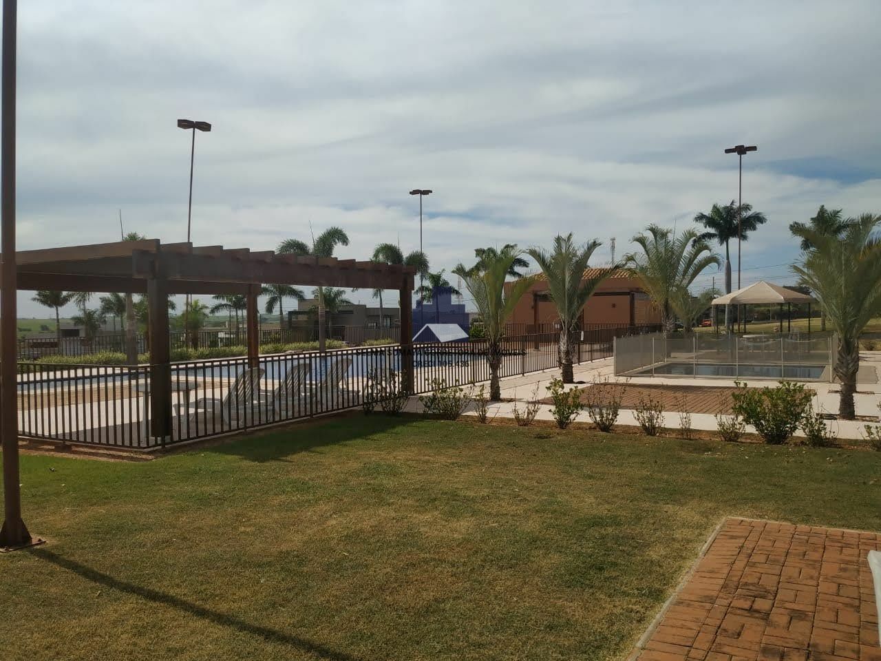Terreno / Lote / Condomínio à venda, 377m² — foto 5 de 18