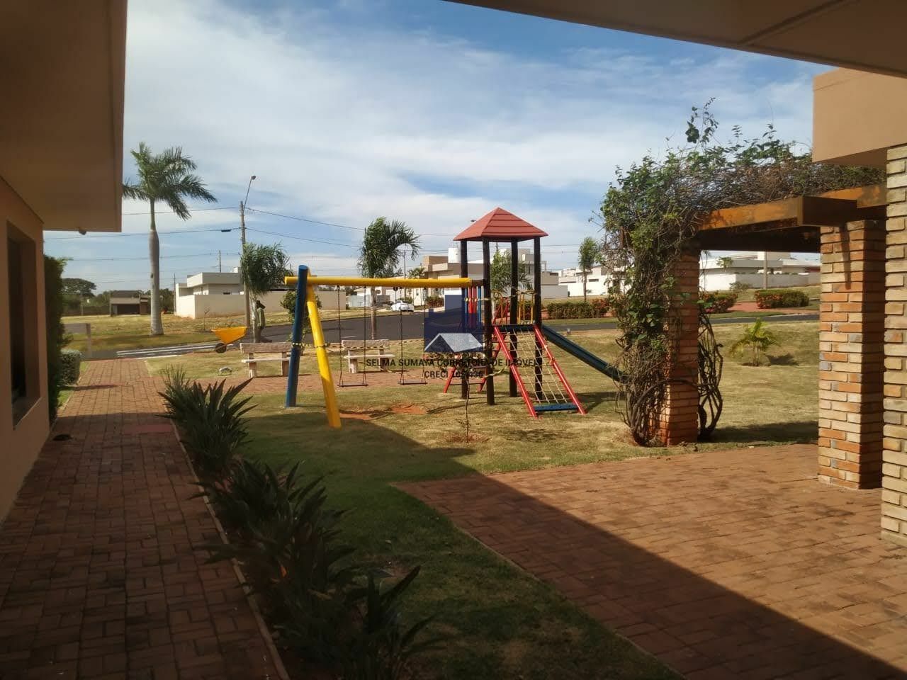 Terreno / Lote / Condomínio à venda, 377m² — foto 14 de 18