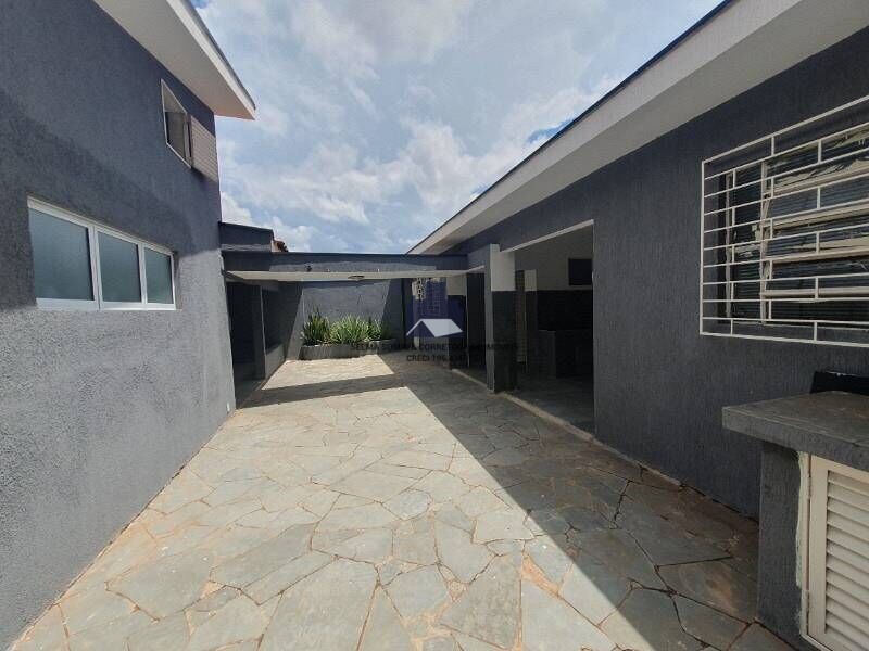 Casa com 3 quartos à venda, 260m² — foto 10 de 13