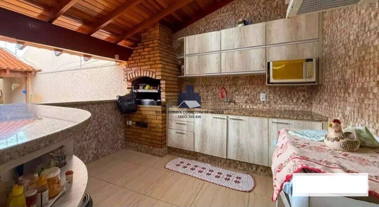 Casa com 4 quartos à venda, 269m² — foto 4 de 28