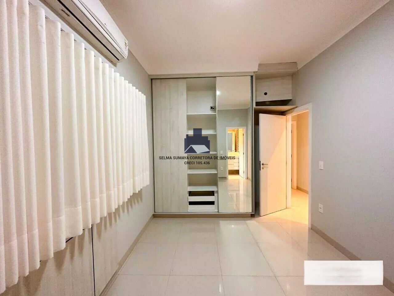 Casa de Condomínio com 3 quartos à venda, 250m² — foto 17 de 26