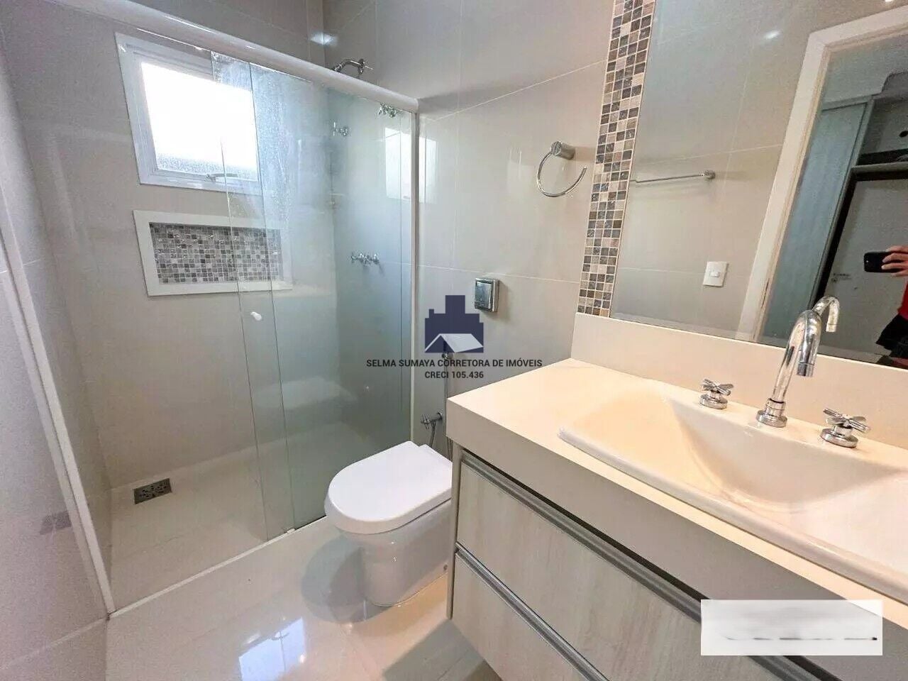 Casa de Condomínio com 3 quartos à venda, 250m² — foto 10 de 26
