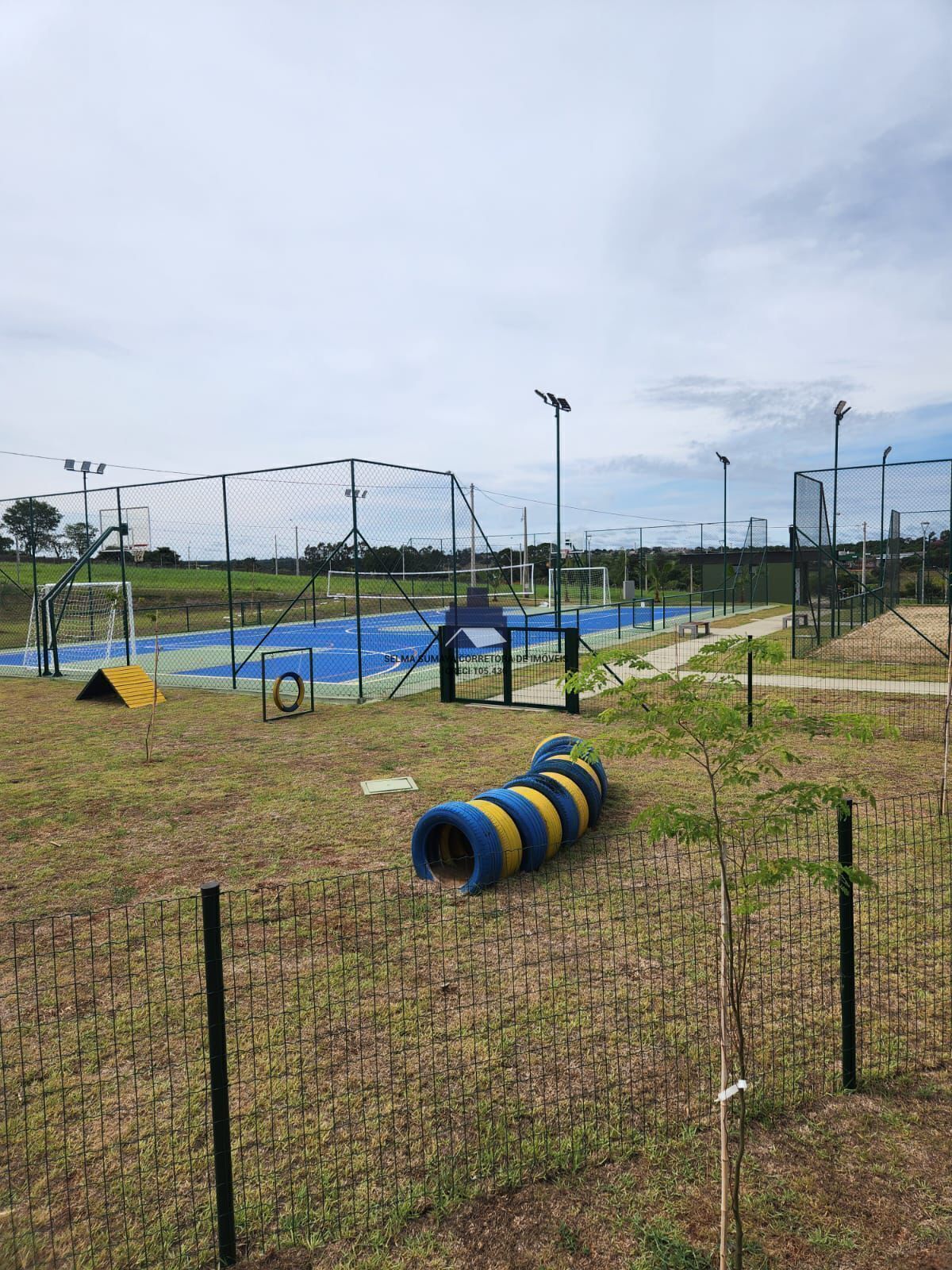 Terreno / Lote / Condomínio à venda, 306m² — foto 5 de 8