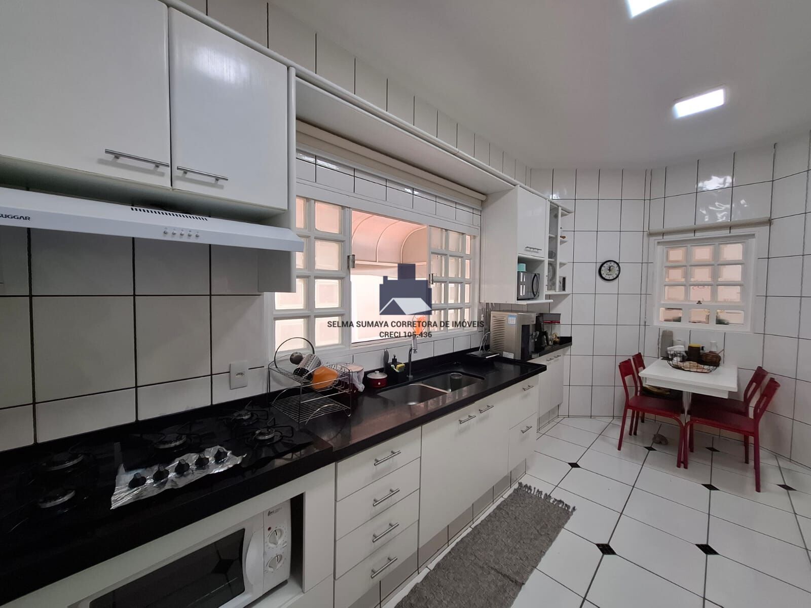 Casa de Condomínio com 3 quartos à venda, 230m² — foto 25 de 38
