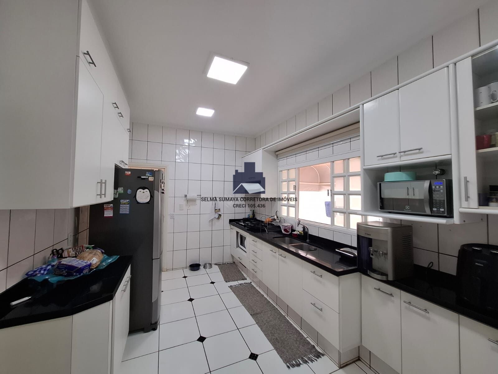 Casa de Condomínio com 3 quartos à venda, 230m² — foto 24 de 38