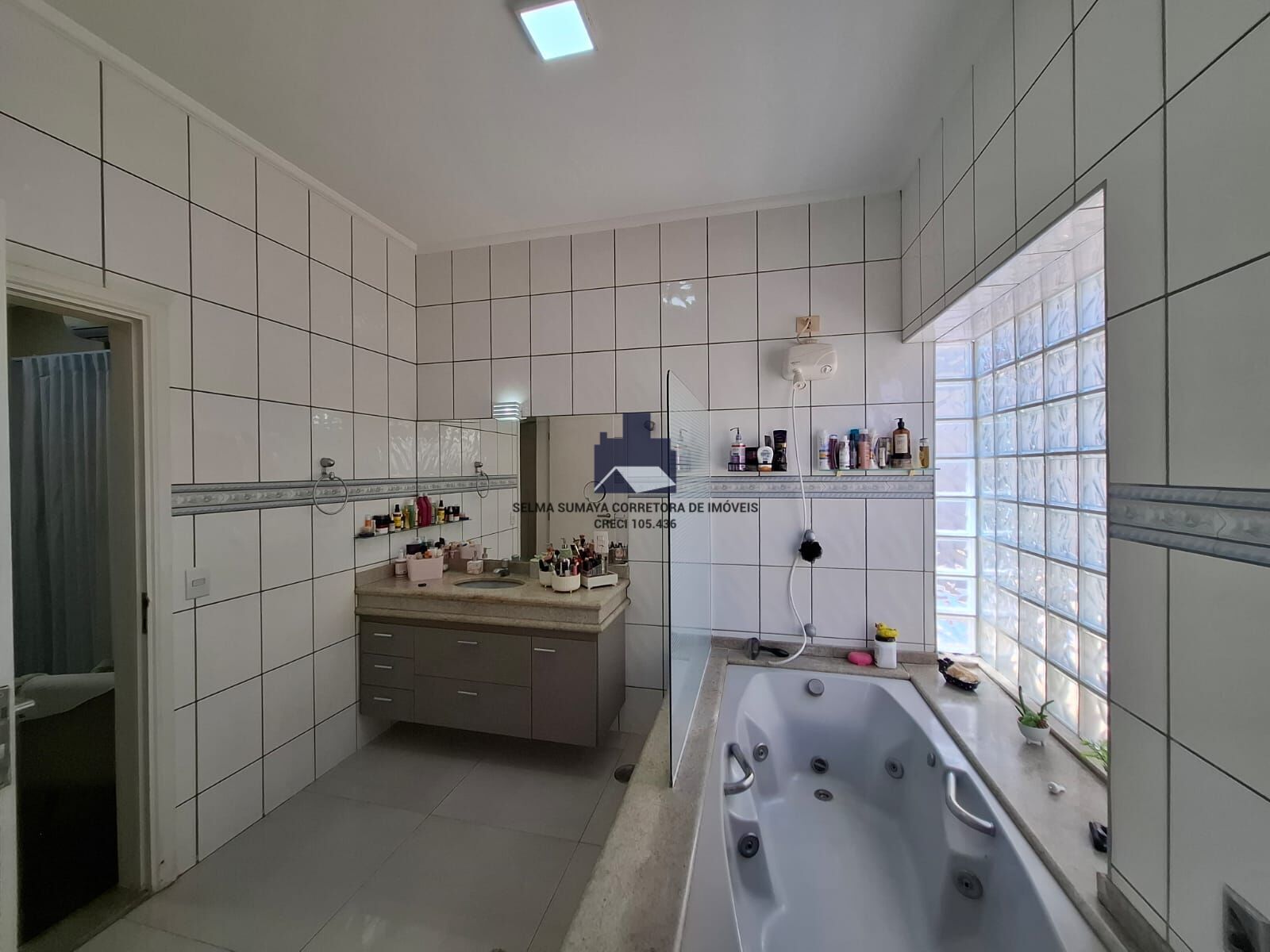 Casa de Condomínio com 3 quartos à venda, 230m² — foto 33 de 38