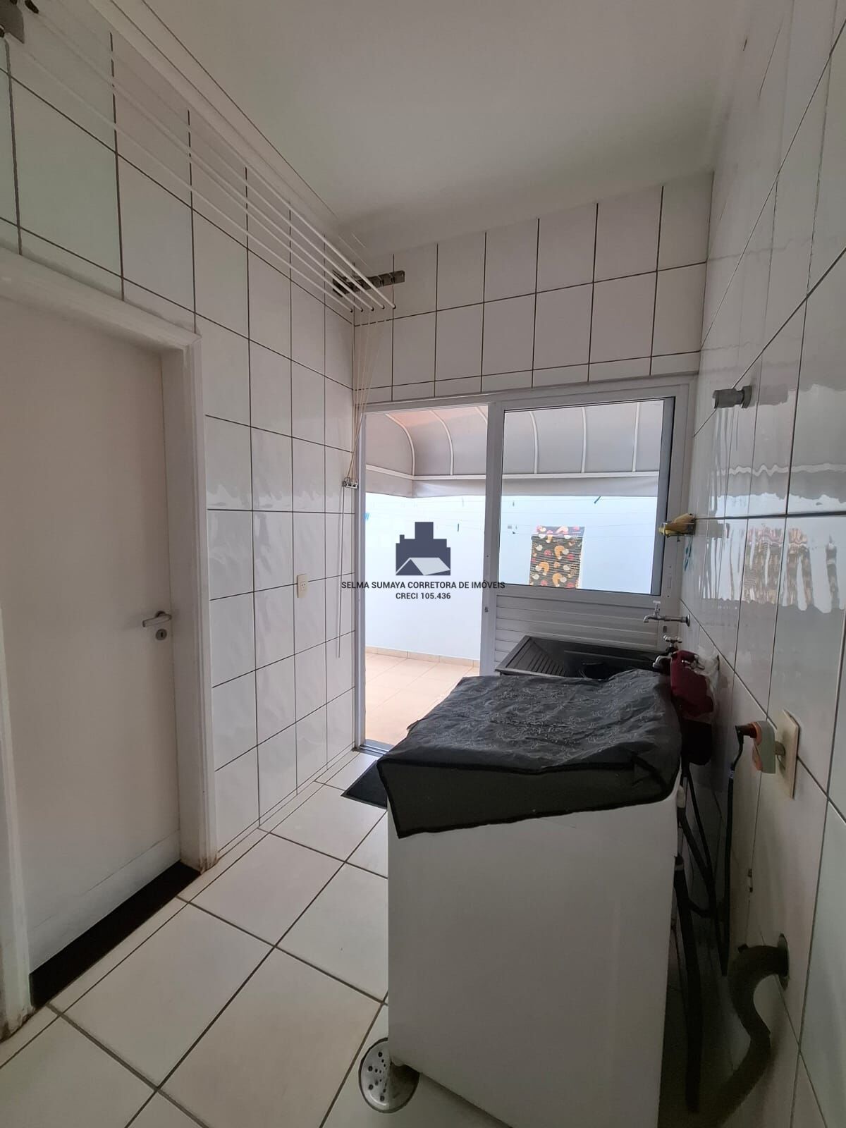 Casa de Condomínio com 3 quartos à venda, 230m² — foto 37 de 38