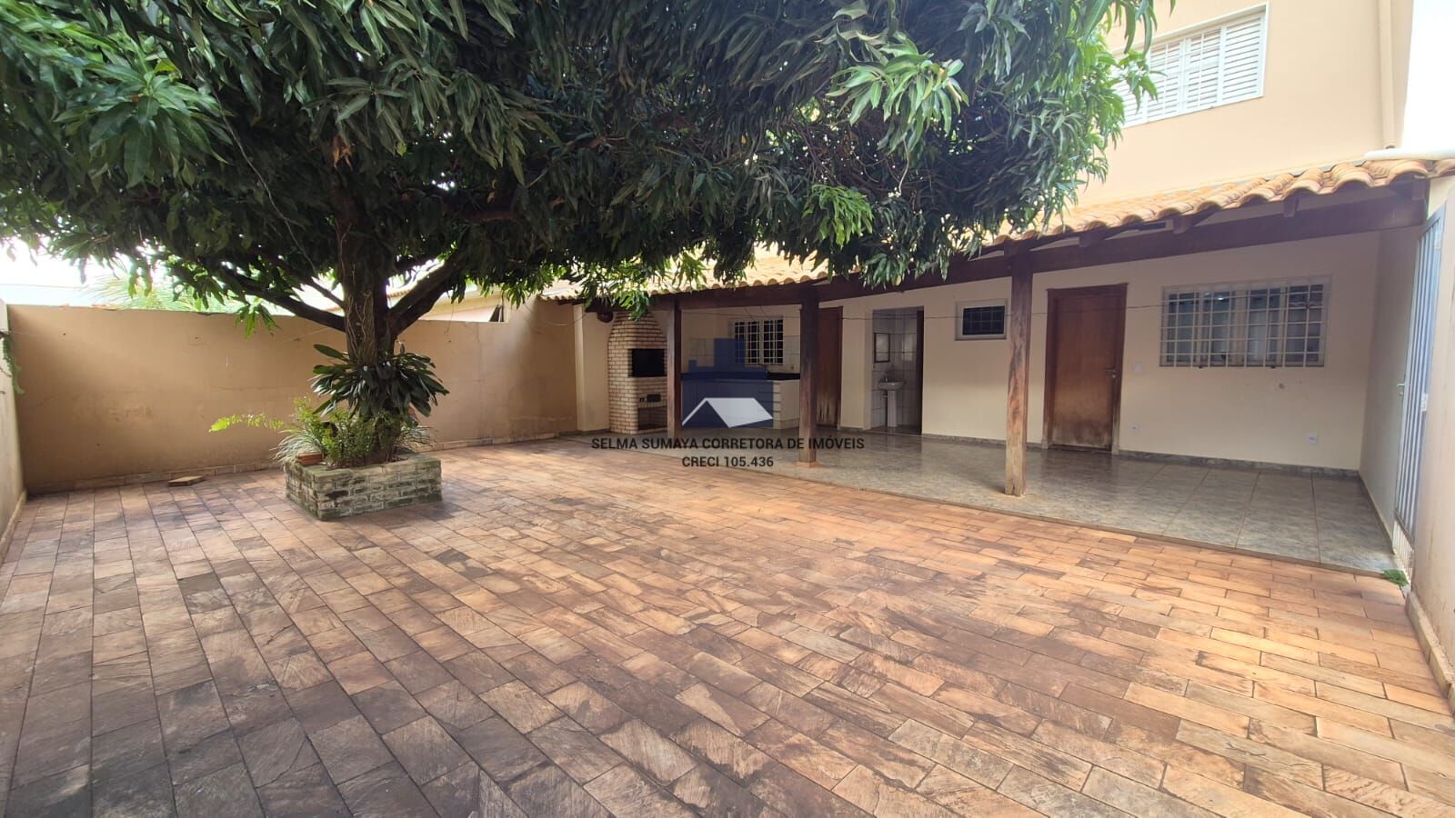 Casa com 3 quartos à venda, 311m² — foto 16 de 23