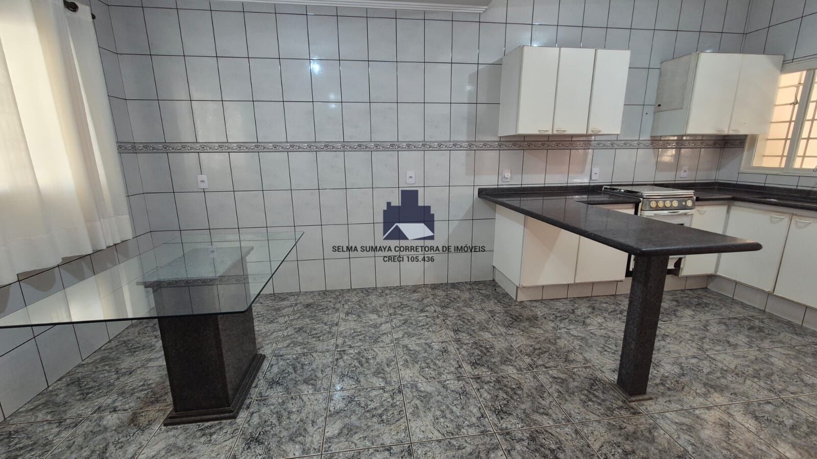 Casa com 3 quartos à venda, 311m² — foto 17 de 23