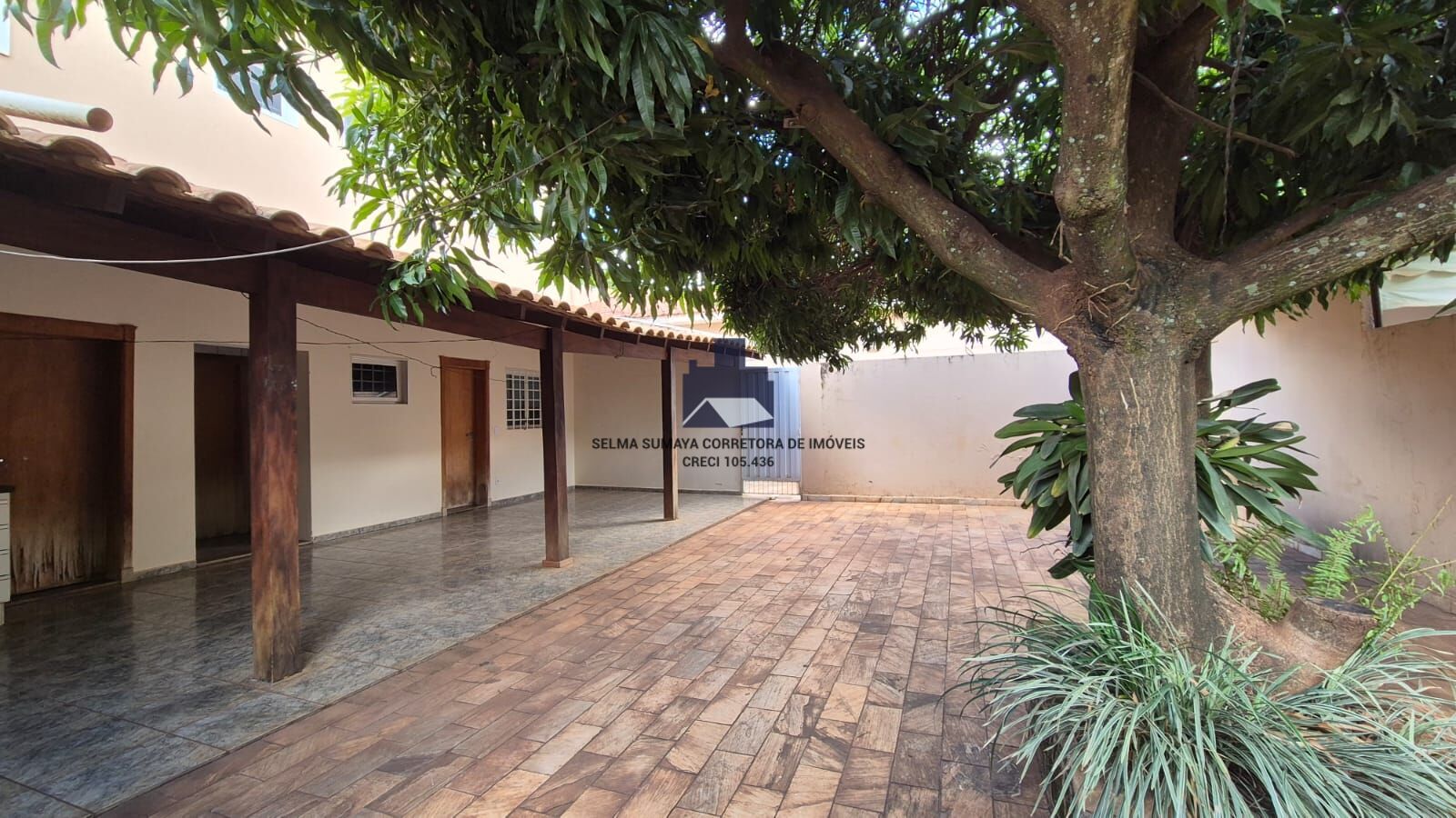 Casa com 3 quartos à venda, 311m² — foto 18 de 23
