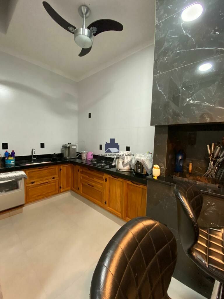 Casa com 3 quartos à venda, 170m² — foto 5 de 29