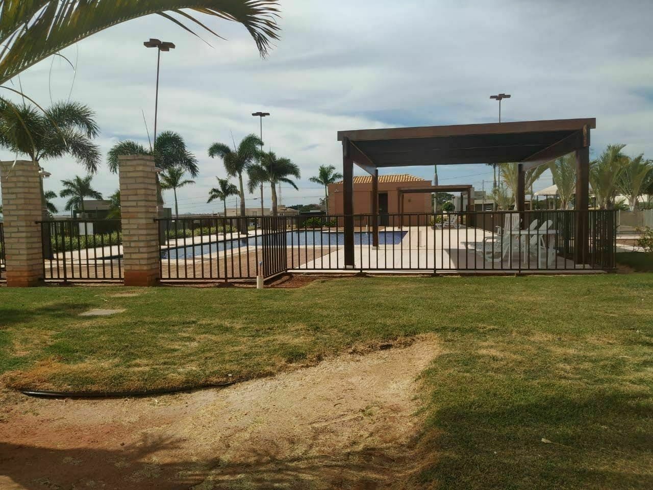 Terreno / Lote / Condomínio à venda, 377m² — foto 17 de 21