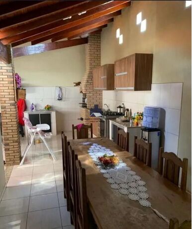 Casa com 3 quartos à venda, 165m² — foto 4 de 10