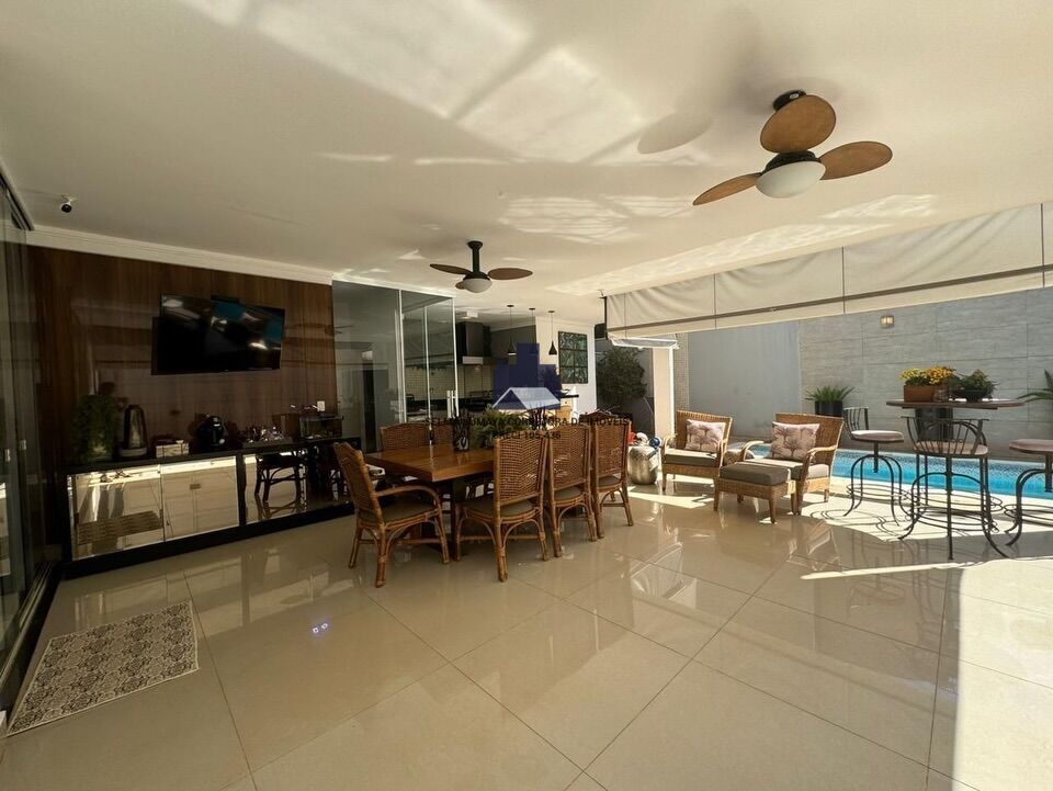 Casa de Condomínio com 3 quartos à venda, 239m² — foto 4 de 19