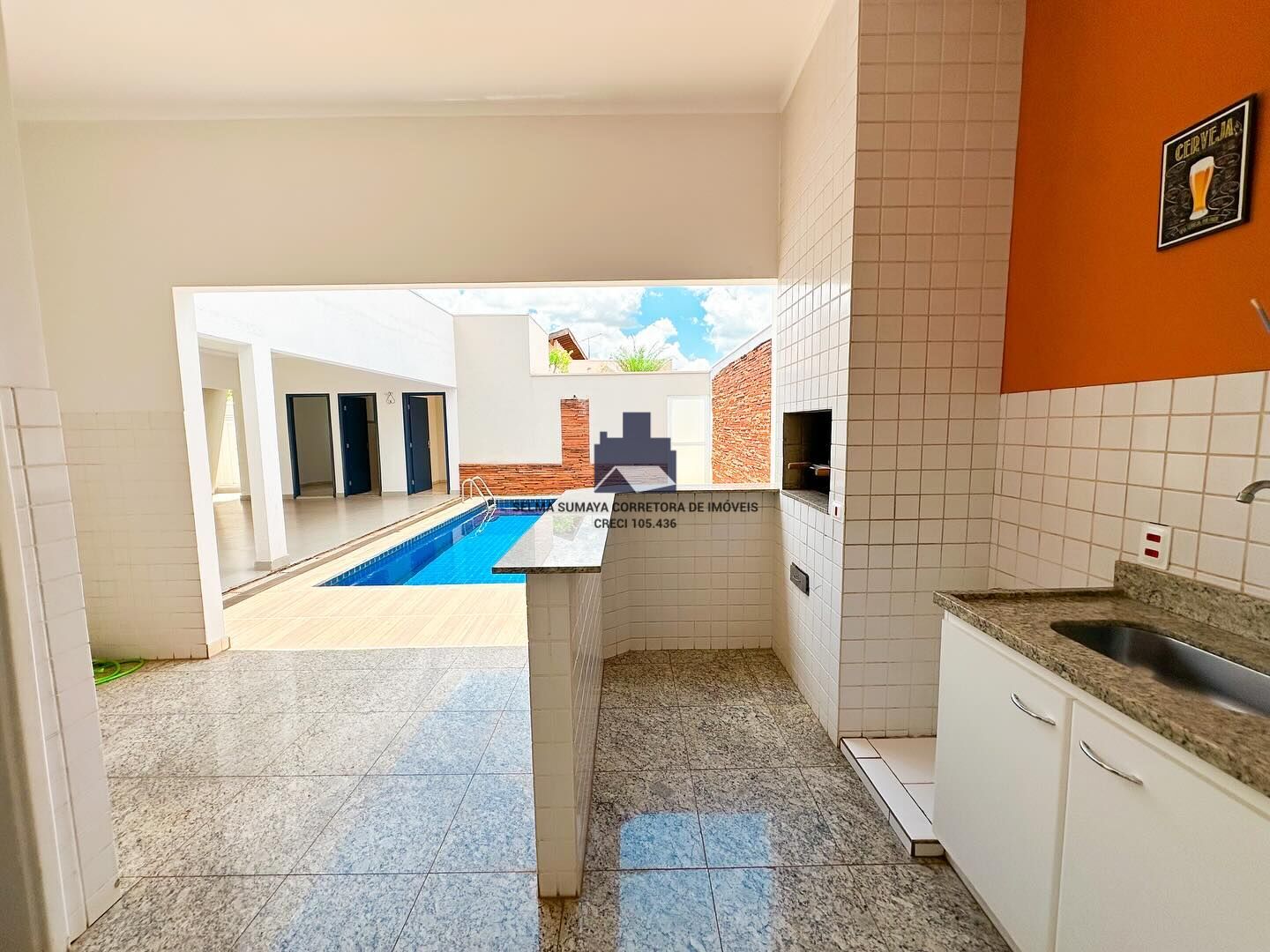 Casa de Condomínio com 3 quartos à venda, 215m² — foto 6 de 18