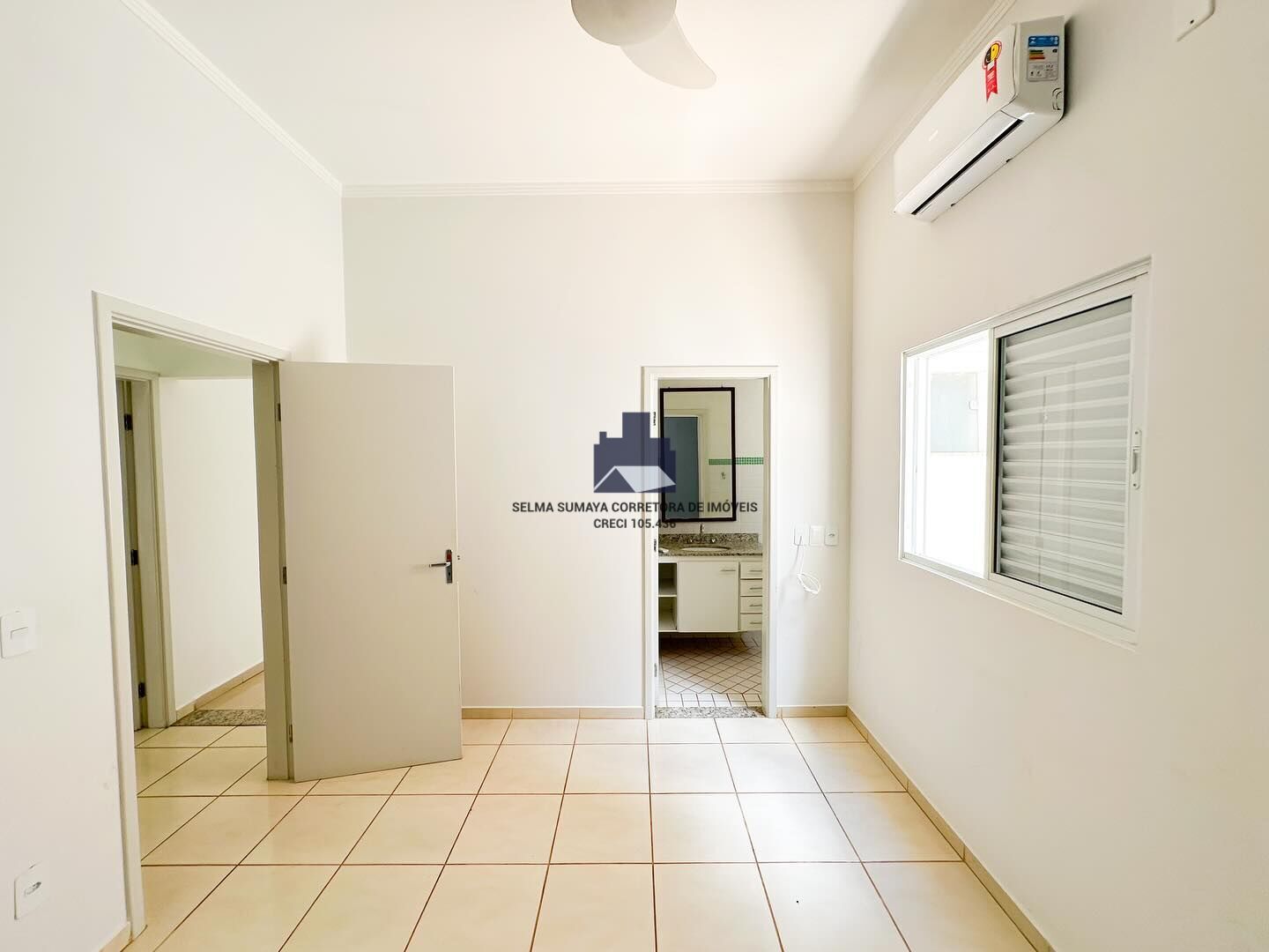 Casa de Condomínio com 3 quartos à venda, 215m² — foto 17 de 18