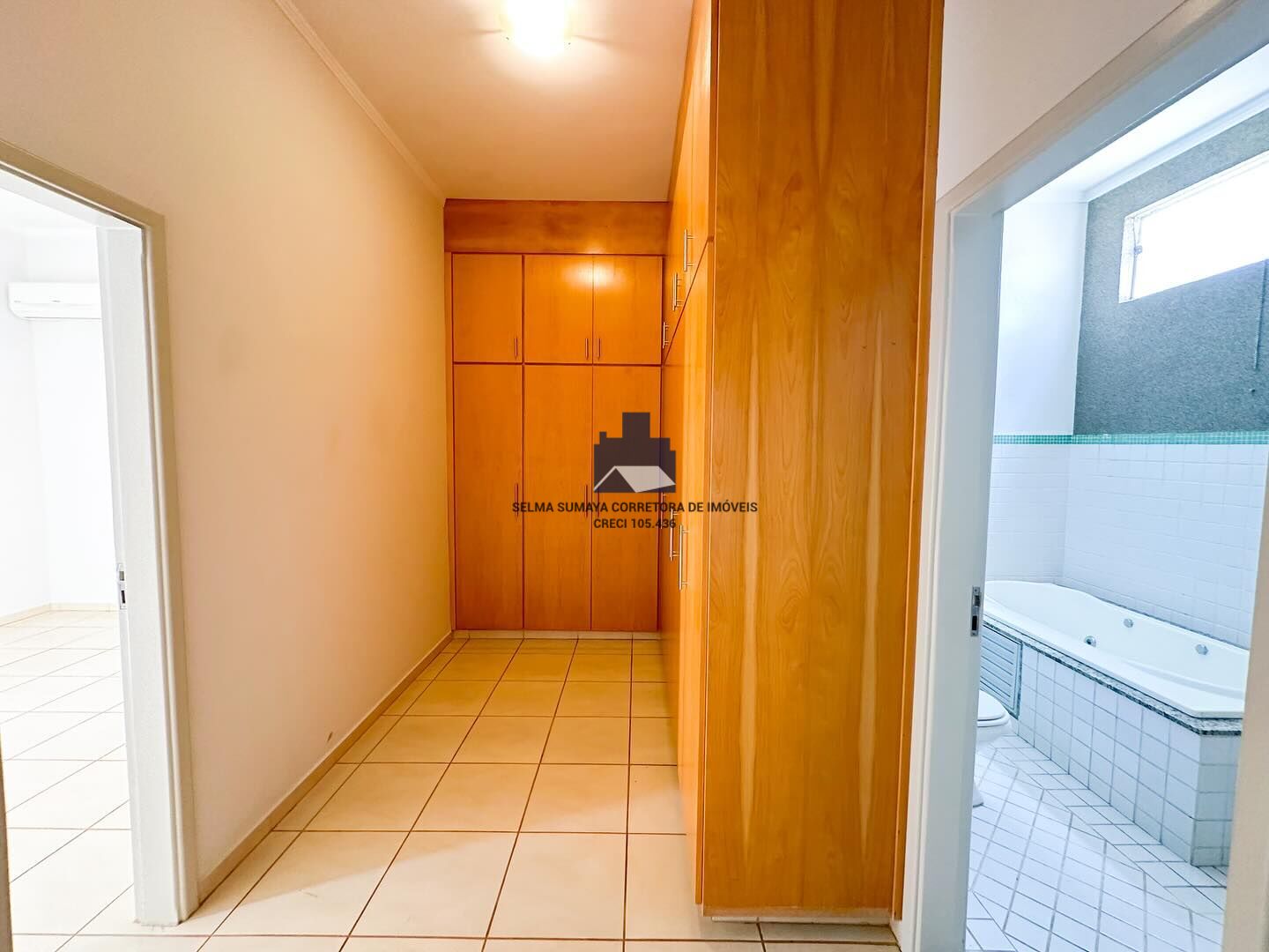 Casa de Condomínio com 3 quartos à venda, 215m² — foto 7 de 18