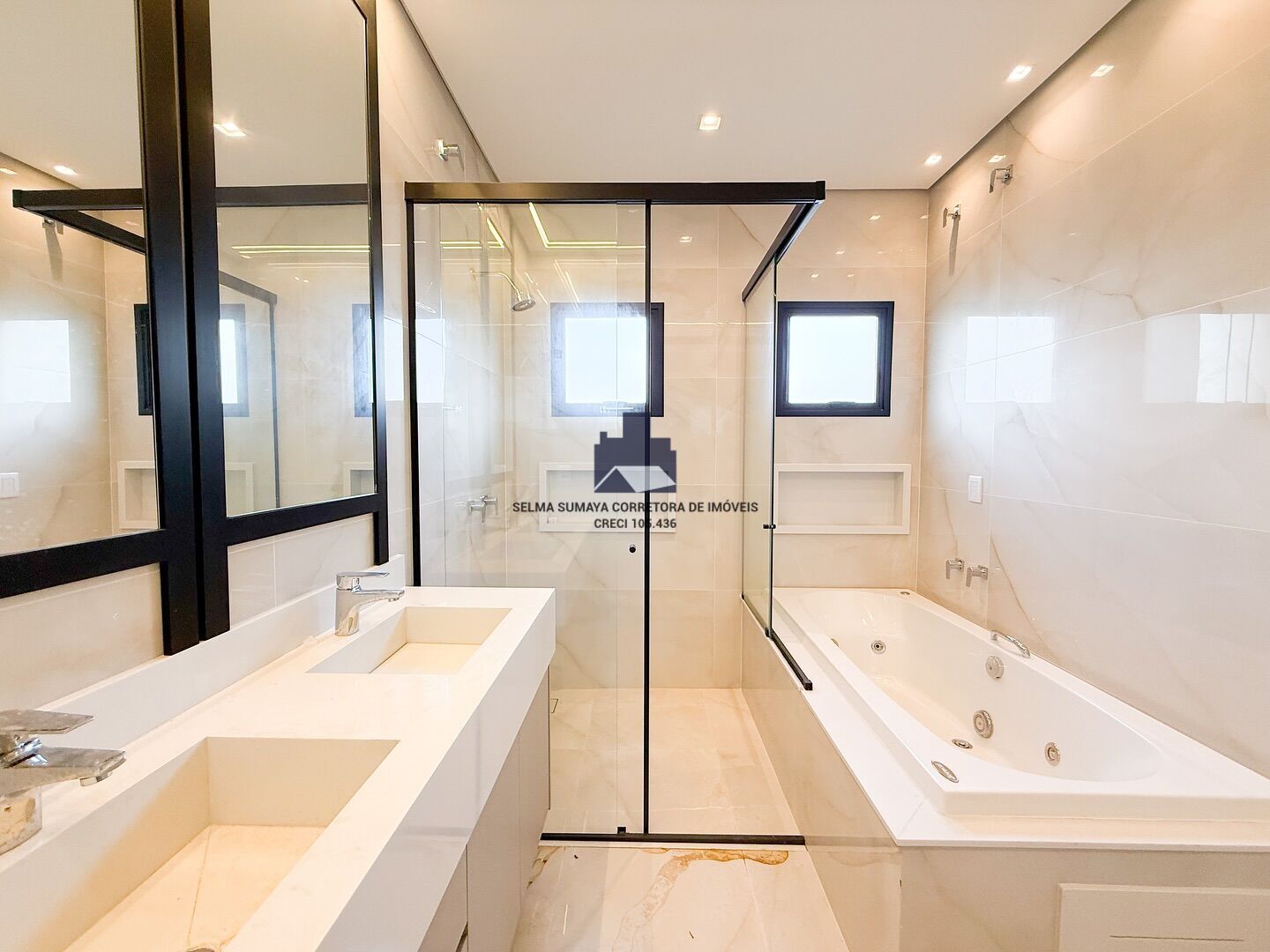 Casa de Condomínio com 3 quartos à venda, 230m² — foto 7 de 20