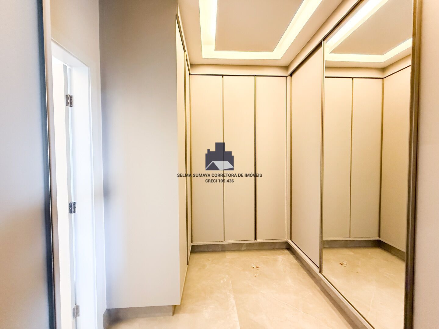 Casa de Condomínio com 3 quartos à venda, 230m² — foto 9 de 20