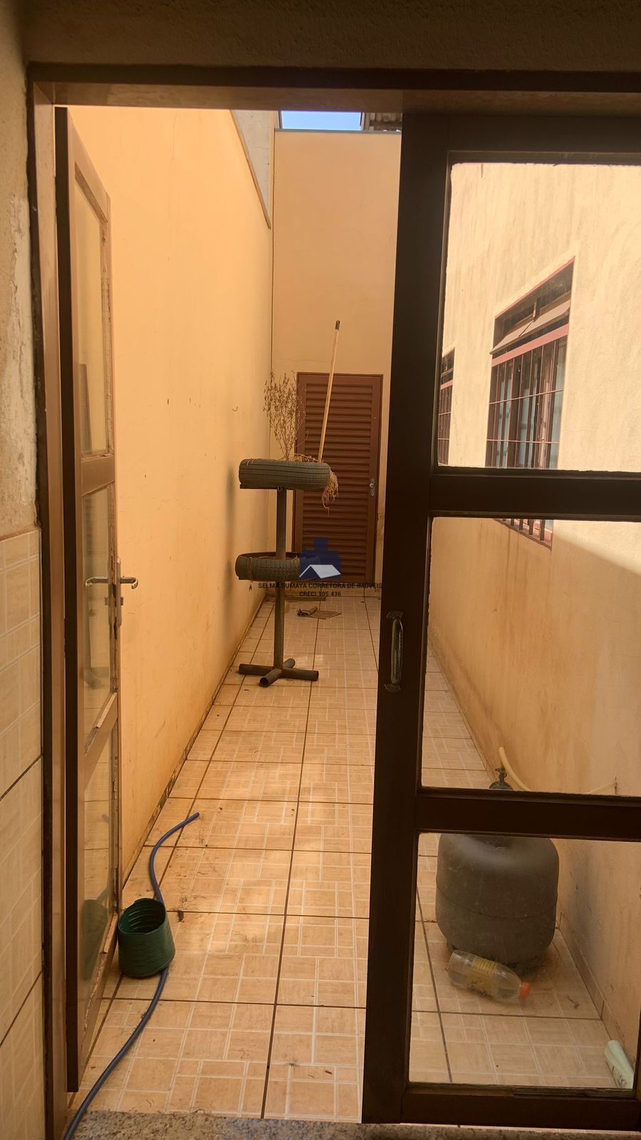 Casa com 3 quartos à venda, 250m² — foto 17 de 17