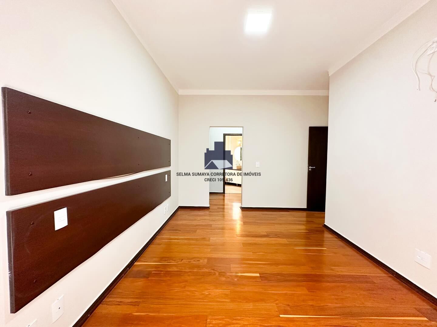 Casa de Condomínio com 3 quartos à venda, 223m² — foto 16 de 17