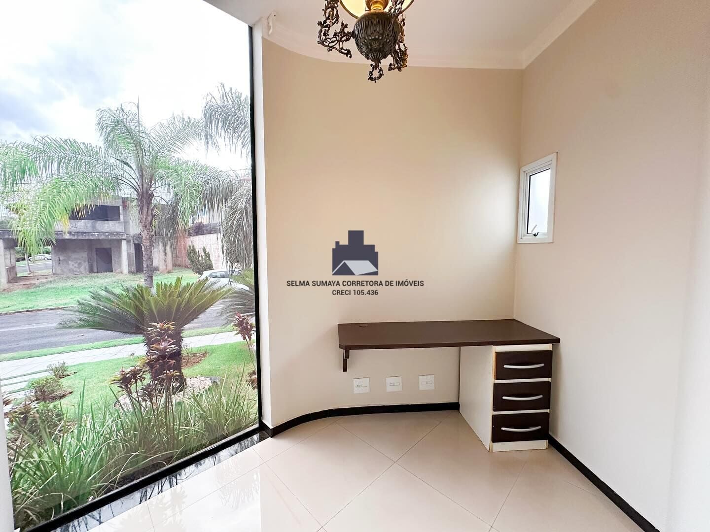 Casa de Condomínio com 3 quartos à venda, 223m² — foto 8 de 17