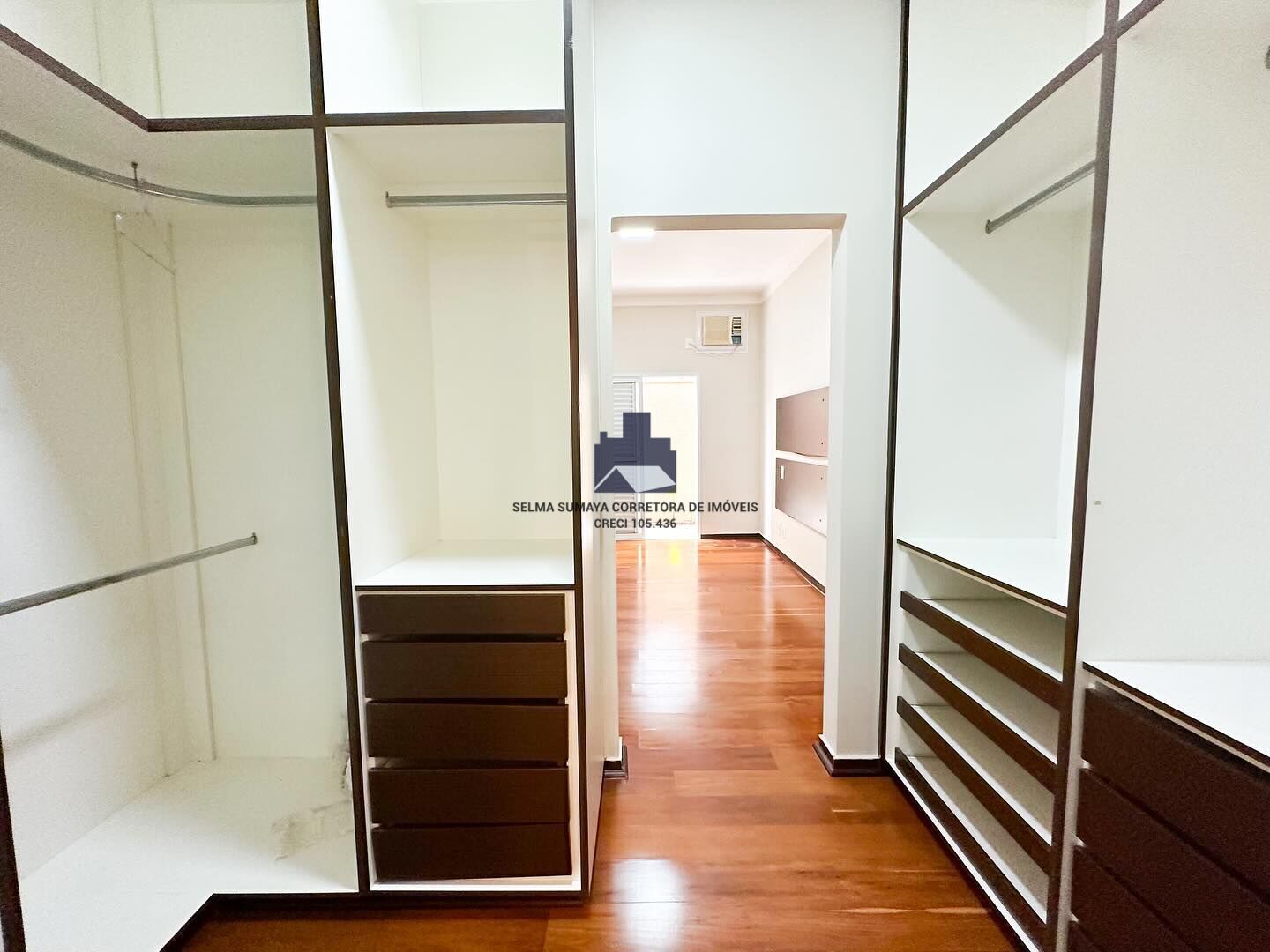 Casa de Condomínio com 3 quartos à venda, 223m² — foto 15 de 17