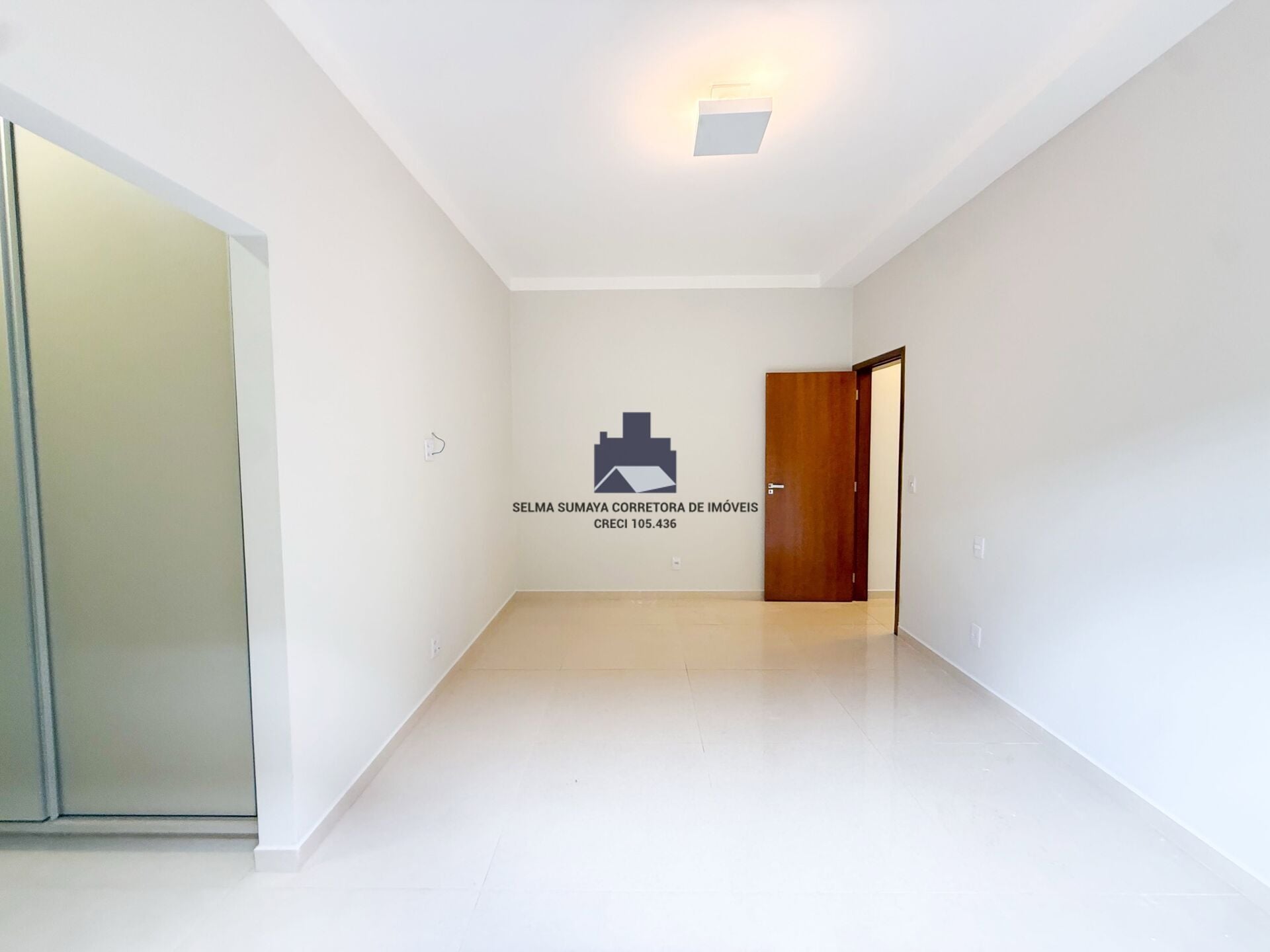 Casa de Condomínio com 3 quartos à venda, 219m² — foto 6 de 20