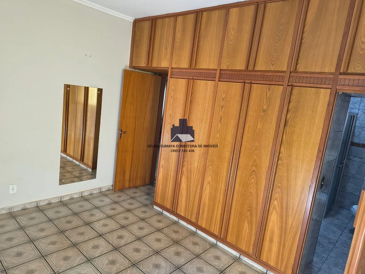 Casa com 3 quartos à venda, 272m² — foto 5 de 7