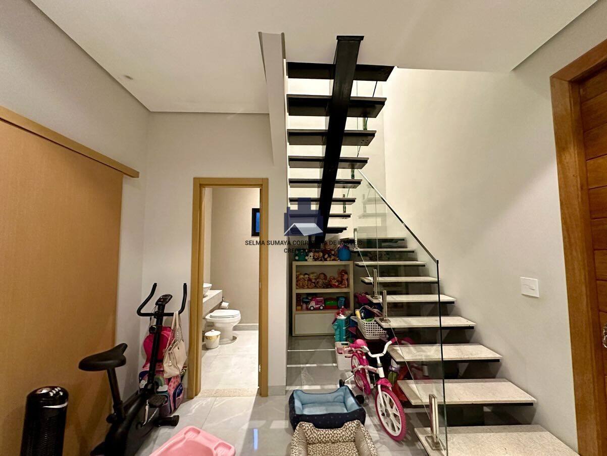 Casa de Condomínio com 4 quartos à venda, 219m² — foto 16 de 20
