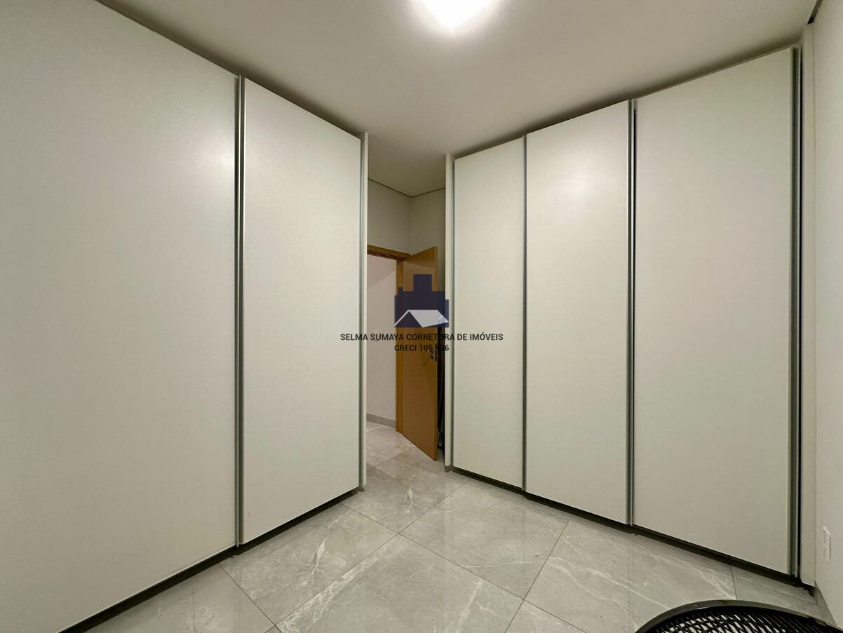 Casa de Condomínio com 4 quartos à venda, 219m² — foto 18 de 20